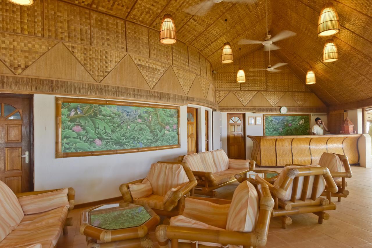 苏哈姬莉岛度假酒店和Spa Thulhaagiri 外观 照片